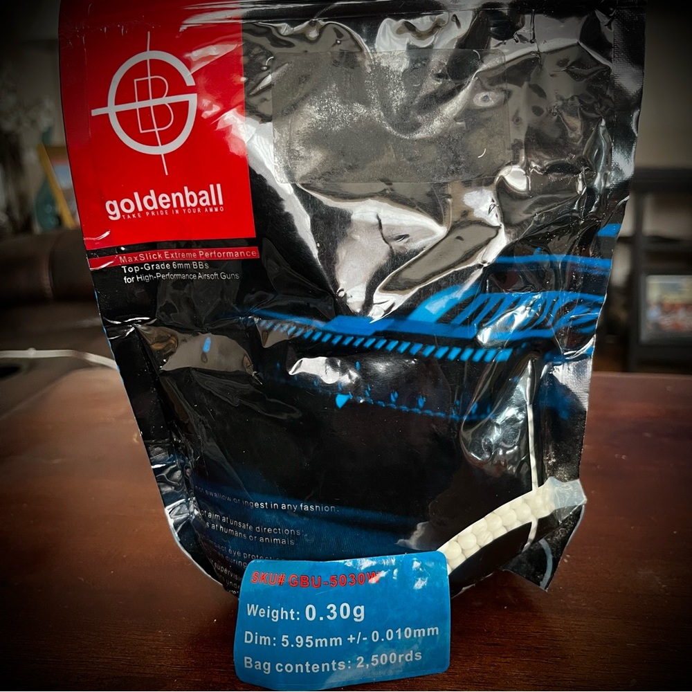 Golden Ball 2500 Round 0.30g MaxSlick Extreme Performance BBs